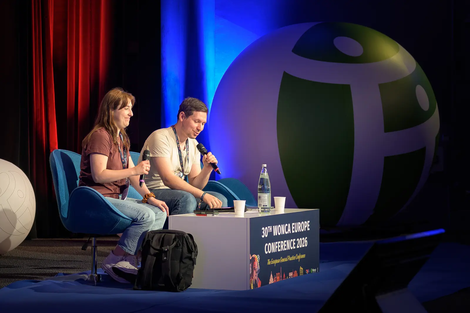 Interview en plateau lors d'un événement professionnel — BLH Photographie
