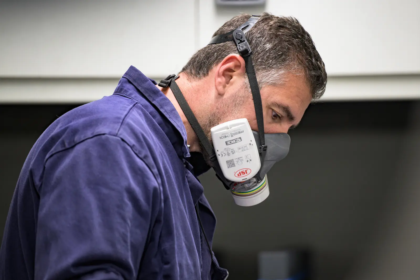 Opérateur en équipement de protection, reportage industriel — BLH Photographie